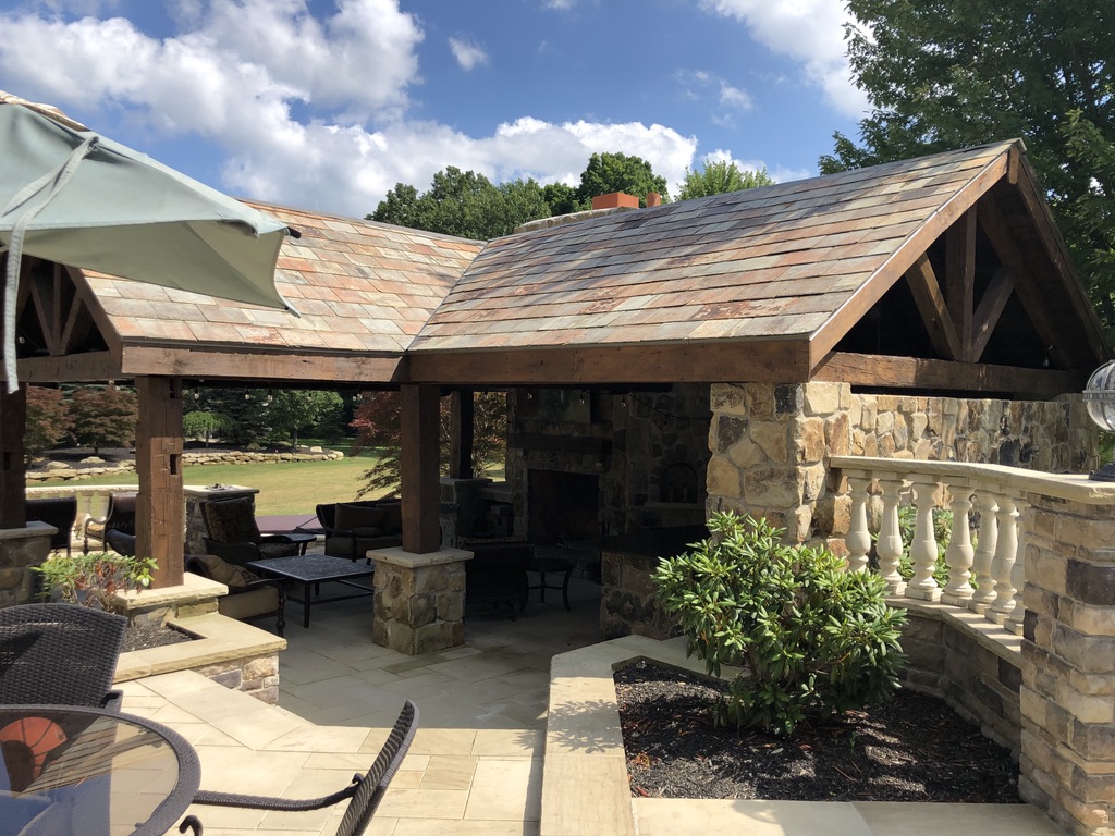 Big Oak Reclaimed | Reclaimed Hand-Hewn Pavilions Big Oak Reclaimed | Reclaimed Hand-Hewn Pavilions